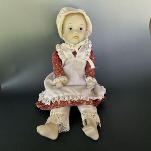 Price Products 1977 Porcelain Doll Barefoot Country Girl Red Floral Dress Vtg